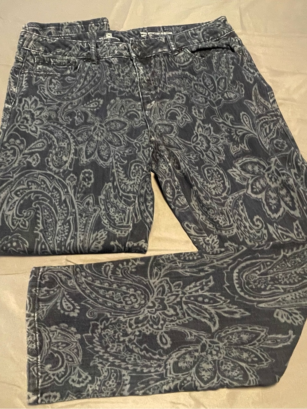 Liz Claiborne Black and Gray Paisley Straight-Leg Jeans